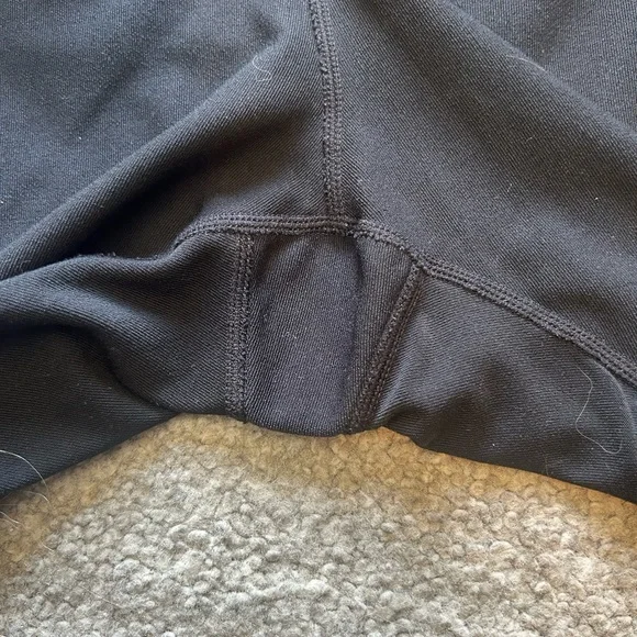 Nike Dri-FIT Black Shorts - Picture 2 of 7